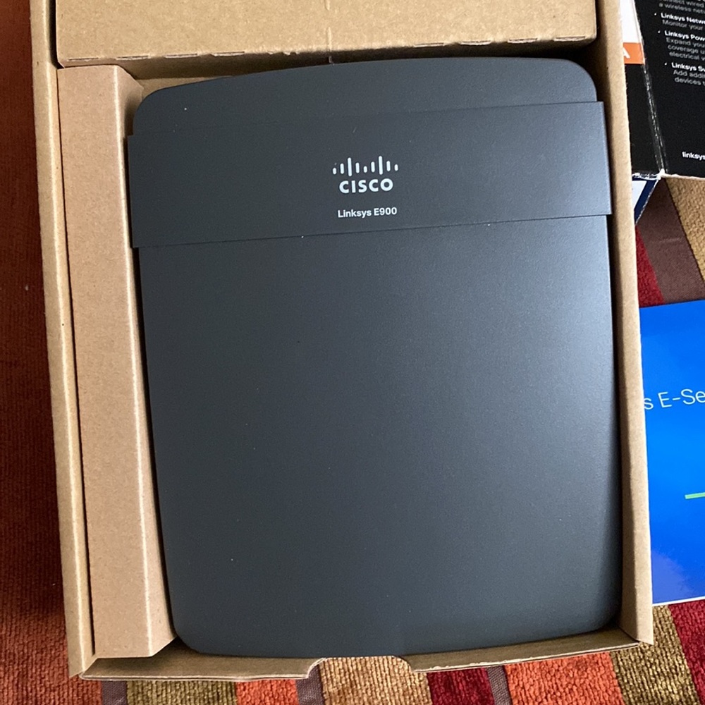 Wi-Fi Router (GRG)‎ - Picture 2 of 5